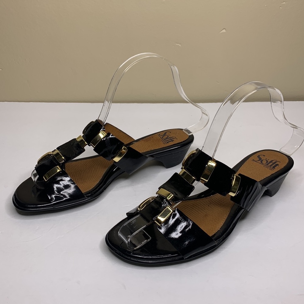 SOFFT Sandals Black Leather Low Heel Cushioned Gold Metal Embellishments 6.5M